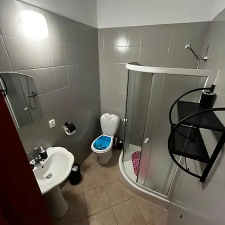 Z Lazienkami + Kuchnia Franciszek Nowak Мельно