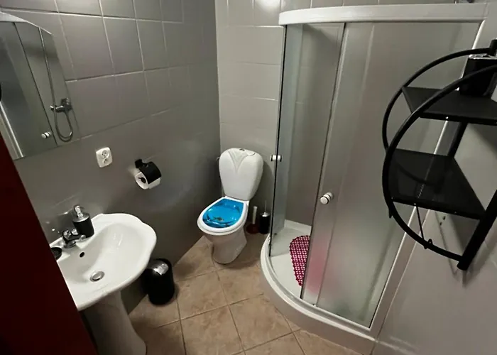 Z Lazienkami + Kuchnia Franciszek Nowak Quarto em Acomodações Particulares Mielno (Koszalin)